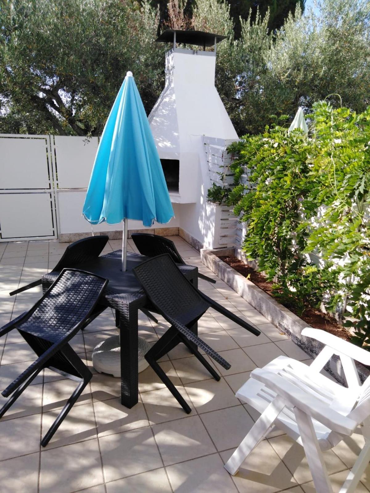 Raggio Di Sole Aparthotel Алберобело Екстериор снимка