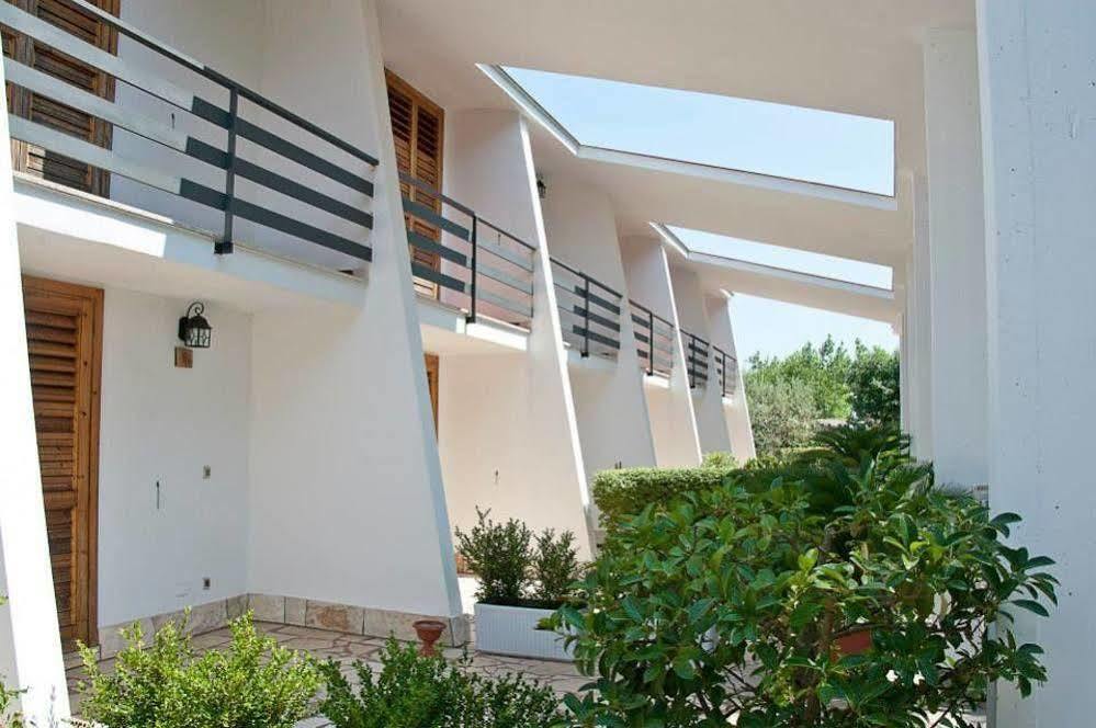 Raggio Di Sole Aparthotel Алберобело Екстериор снимка