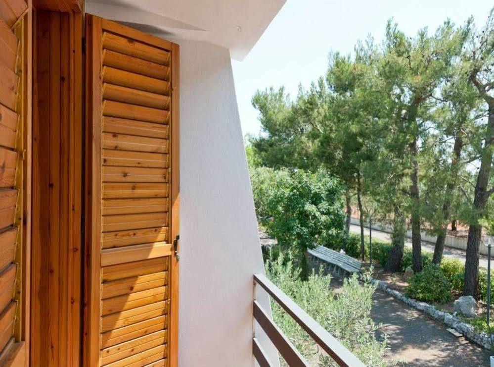 Raggio Di Sole Aparthotel Алберобело Екстериор снимка